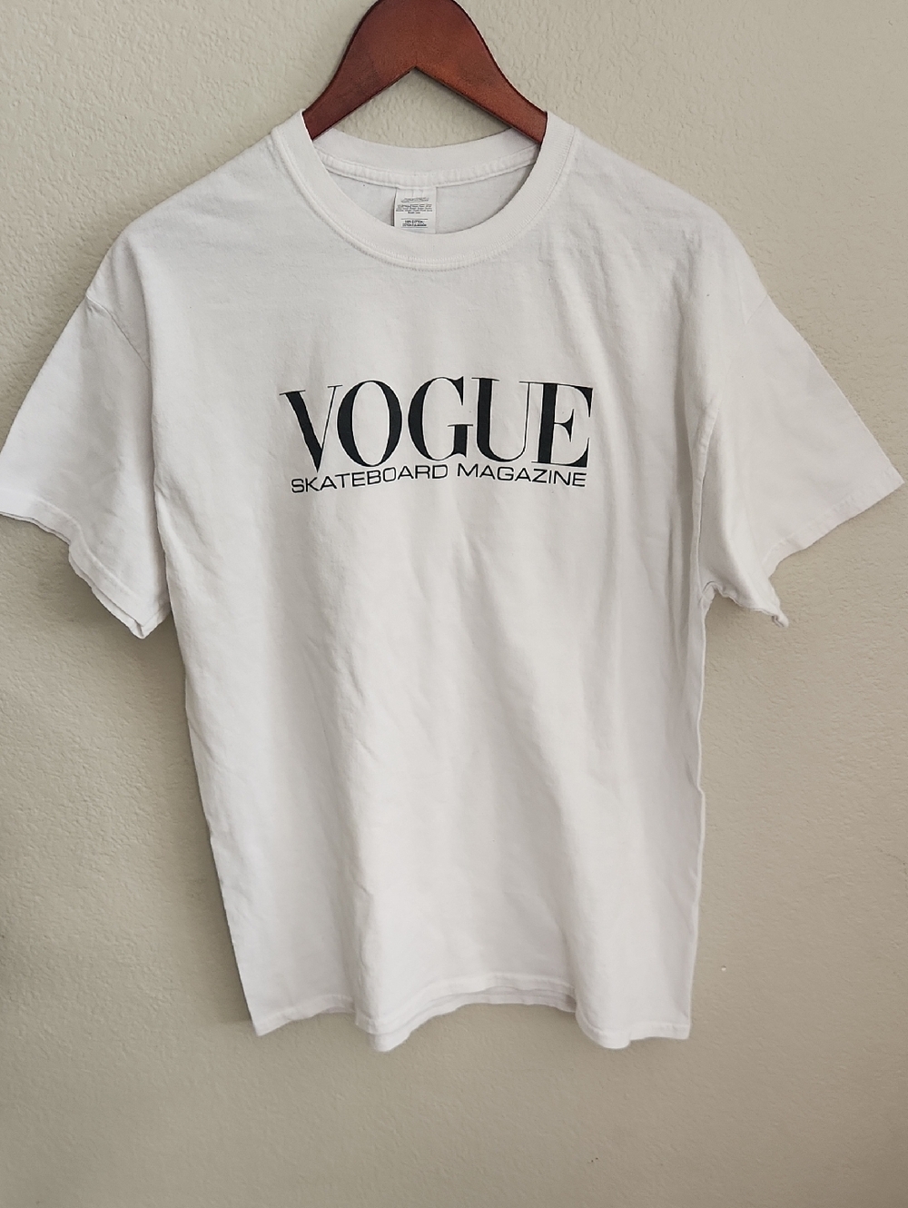 Rare Vogue Skateboard Magazine Graphic Tee - White with Black Logo Mens LG